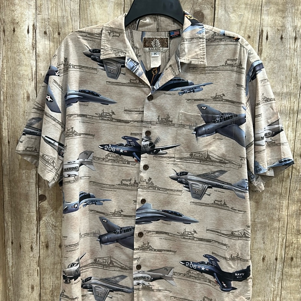 Kalaheo Hawaiian Men’s VTG Military Planes & Ships   Button down Medium Shirt